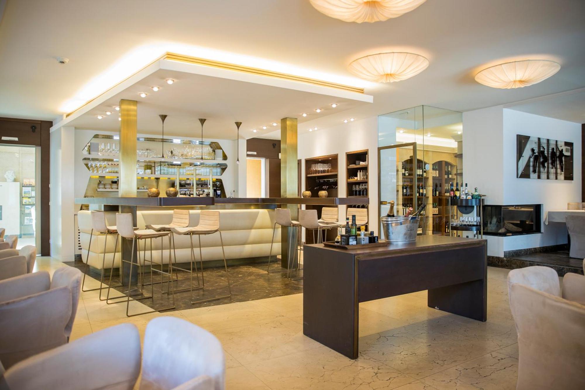 Iris Porsche Hotel & Restaurant Mondsee Buitenkant foto